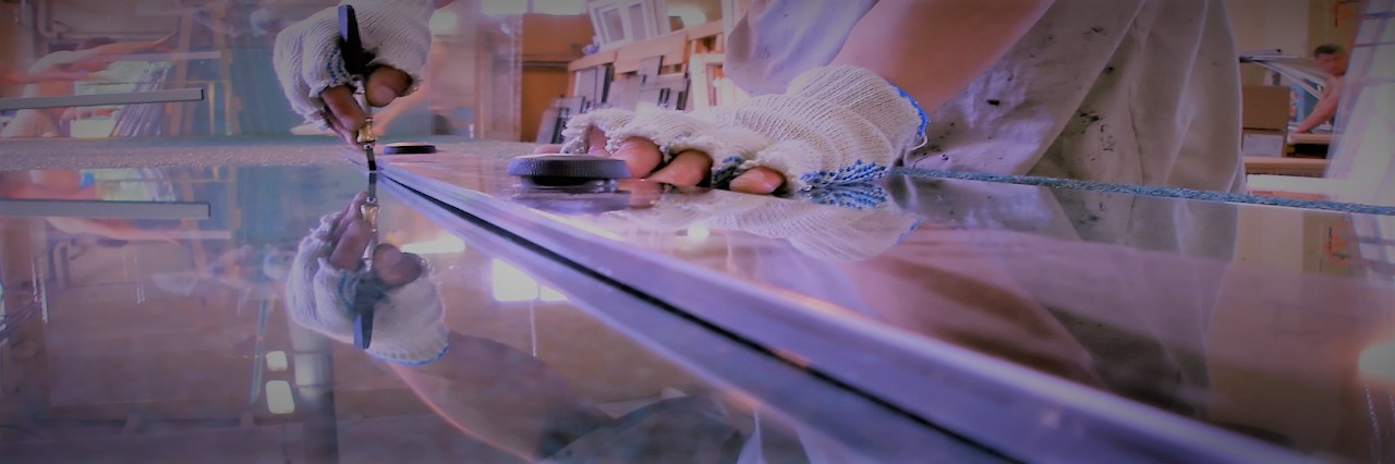 Slider, Glass Cutting Service in Notting Hill, W11